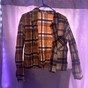 Cute yellow and orange flannel perfect for any season especially fall